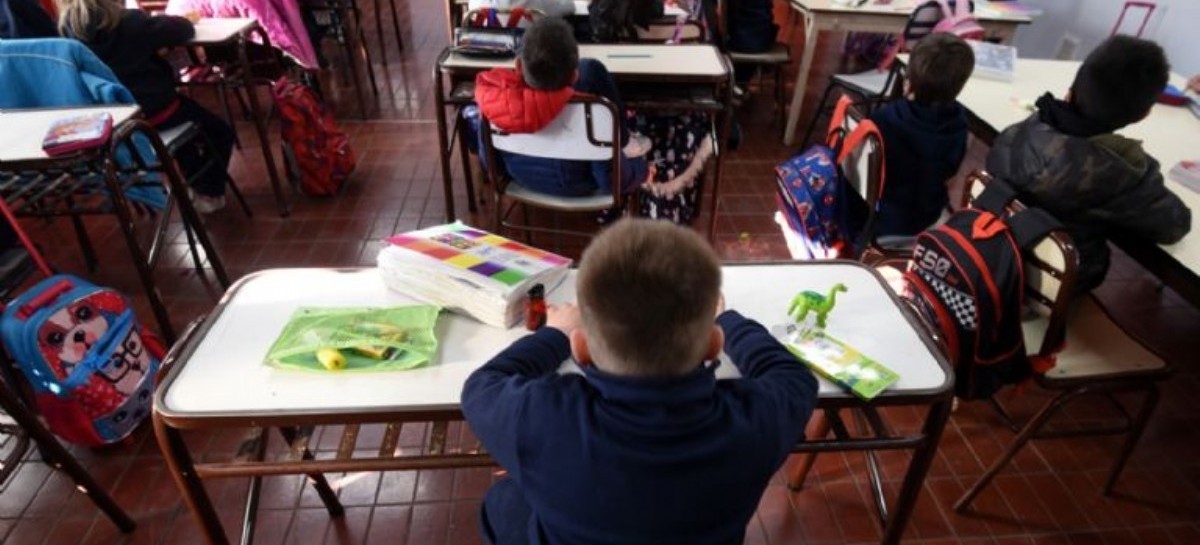 La DGCyE bonaerense dispuso las medidas para el regreso a la presencialidad plena en las escuelas