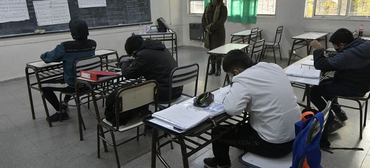 La DGCyE bonaerense dispuso las medidas para el regreso a la presencialidad plena en las escuelas