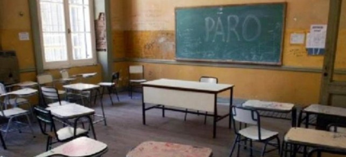 Clarito: si no hay contraprestación, les descontarán el día a los docentes que adhieran al paro