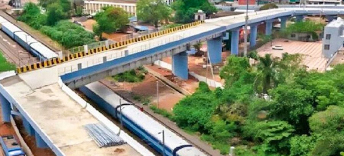 Un puente con raro diseño fue suficiente para el despido de 7 ingenieros
