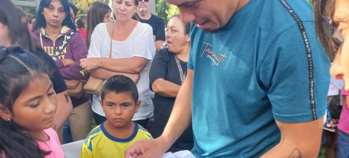Conmovedor homenaje a Kím Gómez, la niña asesinada en un salvaje robo en La Plata
