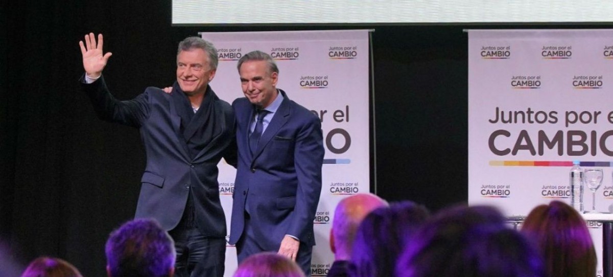 "Invité a Alberto Fernández a desayunar mañana en la Rosada", anunció el presidente Mauricio Macri