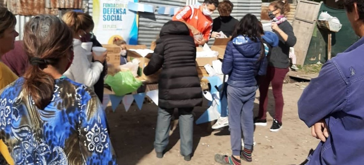 La Plata: Fundación que asiste a mujeres, comprometida en plena Pandemia con alimentos y prevención