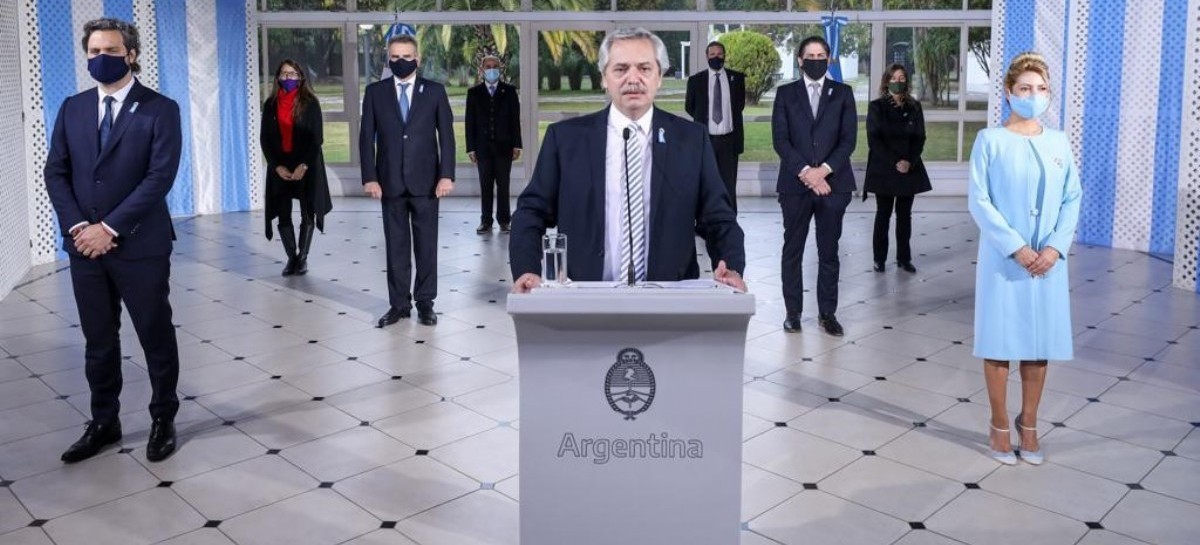 Día de la Bandera: el presidente Fernández encabezó un acto virtual y tomó juramento a alumnos