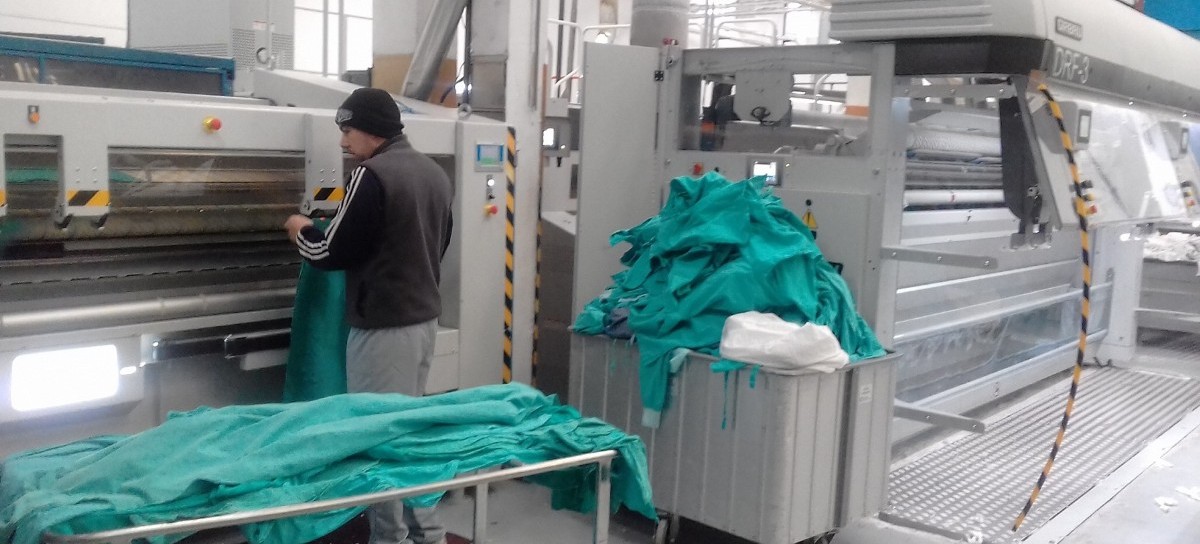 Una licitación de lavaderos industriales desnudó un entramado de "sobreprecios cuidados"