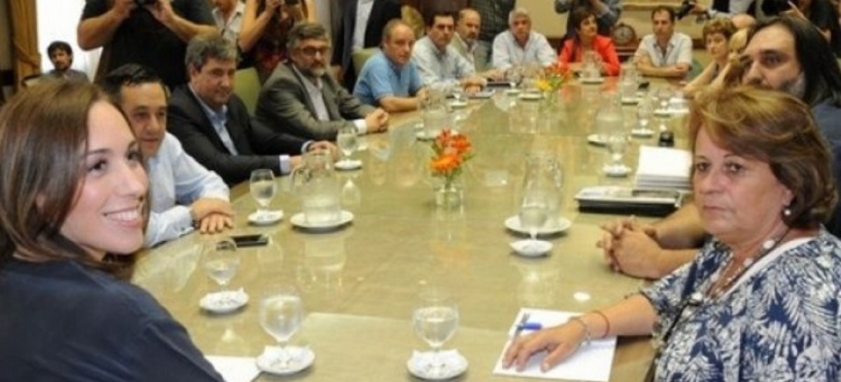Nueva reunión entre la Provincia y los docentes