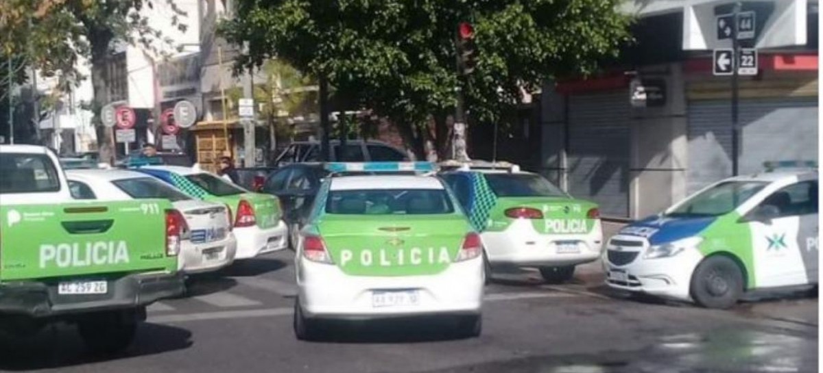 ¡URGENTE! Despliegue policial en el barrio La Loma por intento de robo a un edificio