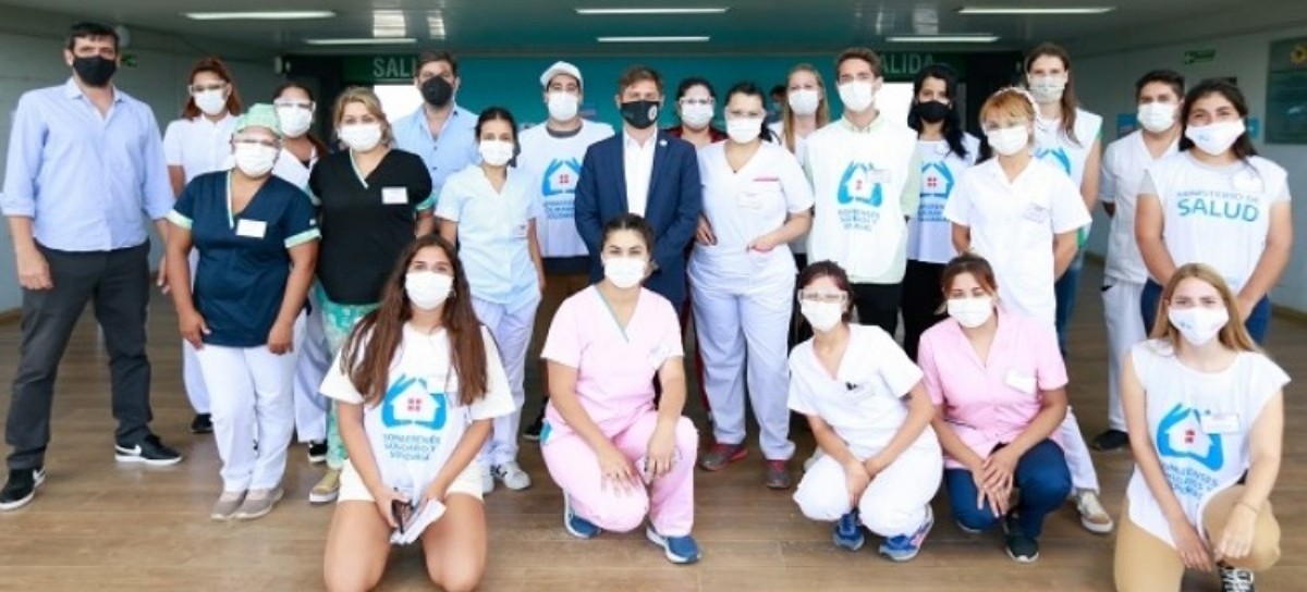 El gobernador Kicillof visitó el operativo de vacunación en el Estadio Único "Diego Maradona"