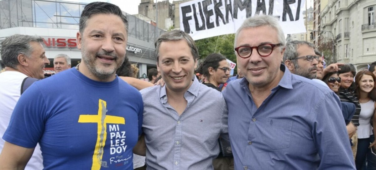El peronismo bonaerense dijo presente en la marcha contra Macri
