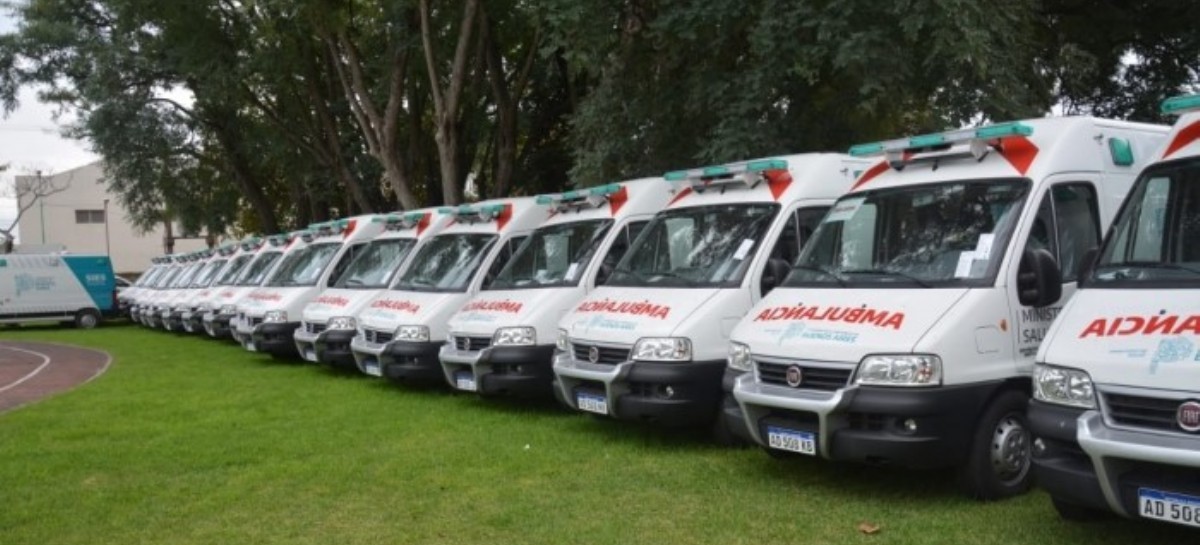 Con duras críticas a la gestión Vidal, el Gobierno bonaerense presentó 24 ambulancias recuperadas