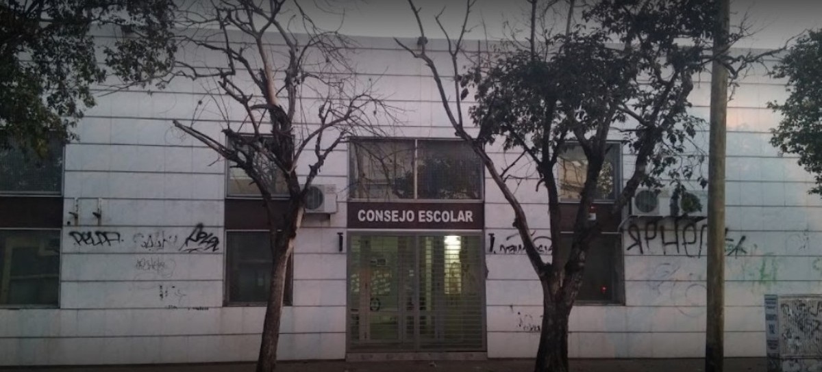 Tensión en el Consejo Escolar de La Plata: un ex empleado amenazó con "reventar" a la presidenta