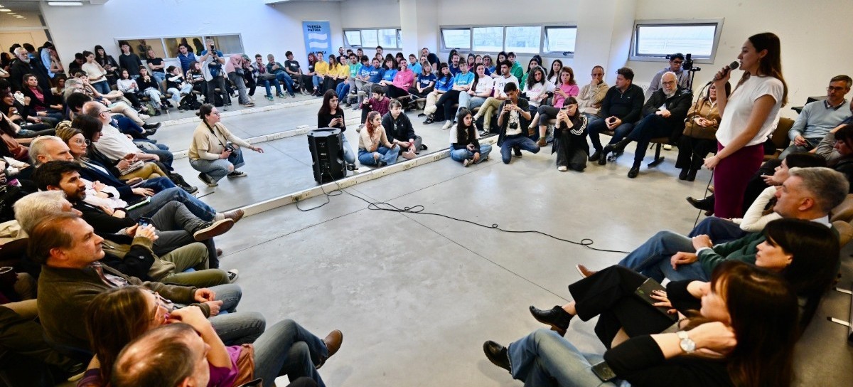 Decisión poco habitual: la UNLP respaldó en La Plata a la lista de candidatos de Fuerza Patria