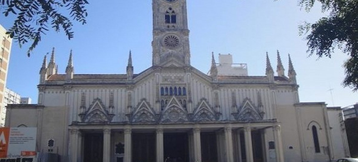 Roban la alcancía de la histórica Basílica San Ponciano de La Plata