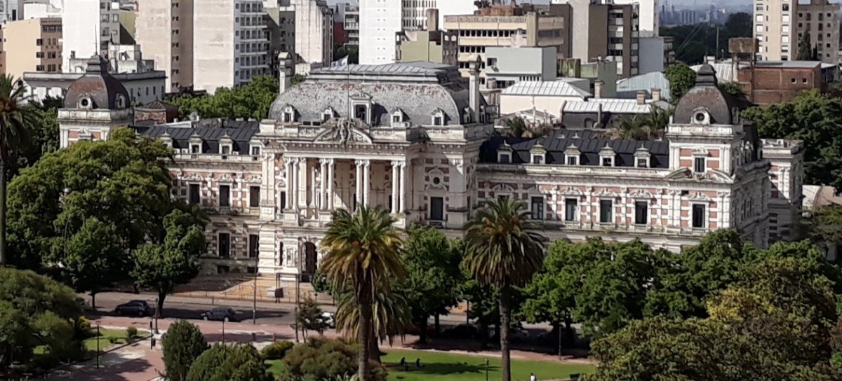 Estatales bonaerenses rechazaron la oferta salarial del Gobierno: cuarto intermedio hasta el lunes