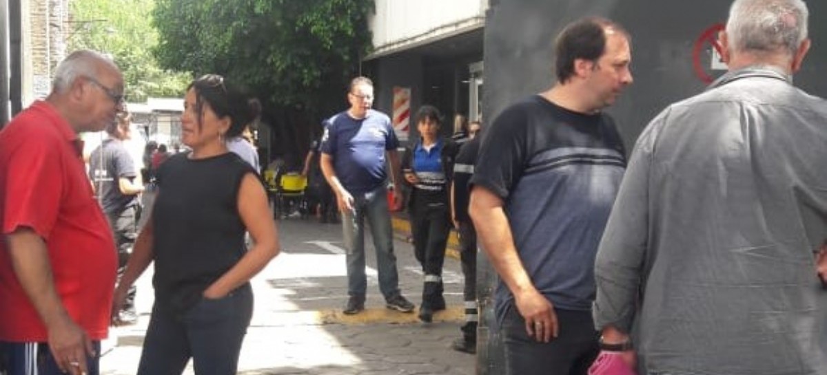 El gobierno de La Plata no conoce de "solidaridad": cerca de 1000 personas se quedaron sin trabajo
