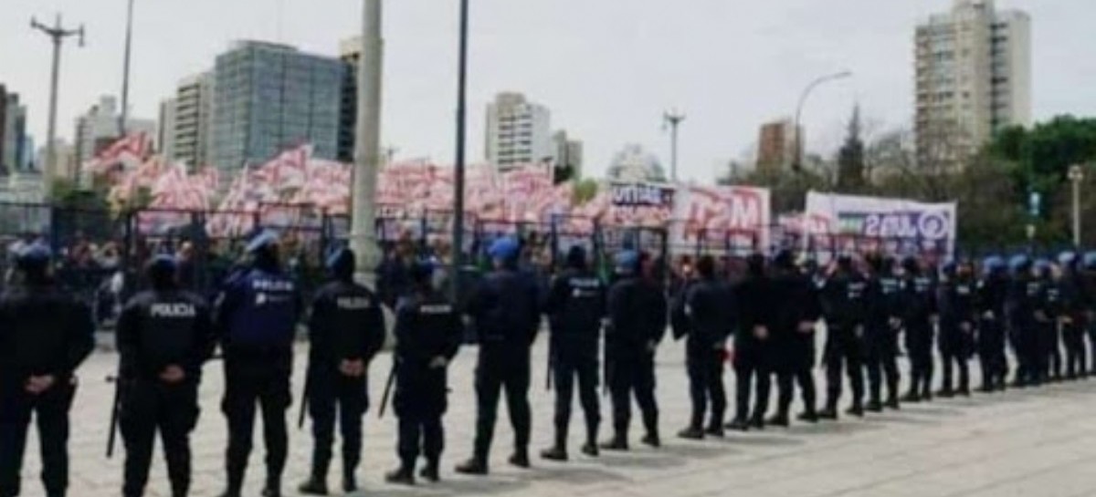 Fue "gratificación" el pago de $ 3.000 a policías que trabajaron en el 34° Encuentro de Mujeres