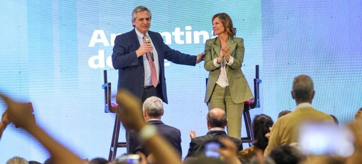 Alberto Fernández, en La Plata: "El domingo terminemos este tiempo llenando las urnas de votos"