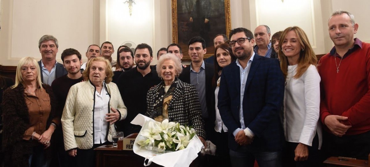 NOBEL DE LA PAZ: Concejales de La Plata, unidos como nunca antes, por las Abuelas de Plaza de Mayo