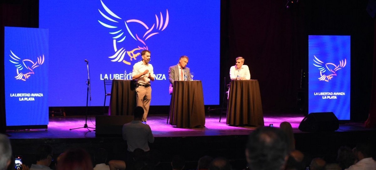 La Plata: La Libertad Avanza, ante empresarios, propuso una fuerte reducción del personal Municipal