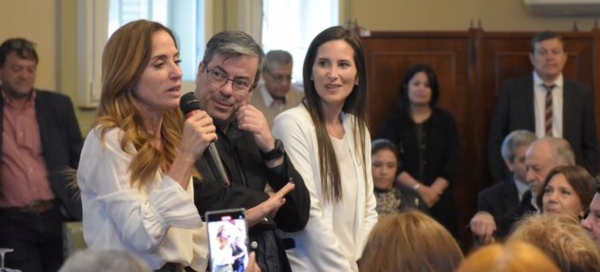 Tolosa Paz renunció a su banca para asumir como ministra y reiteró su compromiso con bonaerenses