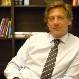 Pauta Oficial: ex sciolista y actual funcionario de Vidal, desairado por sus propios testigos
