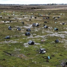 Toma de terrenos en Guernica: dirigentes sociales dicen que sobornan a las familias para retirarse