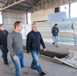 Larroque visitó zonas afectadas por la inundación en la provincia de Buenos Aires