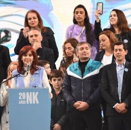 Al final, en el acto que encabezó en Plaza de Mayo, CFK insistió con su negativa a una candidatura