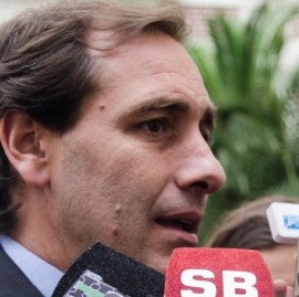 ¿Al intendente Garro le robaron 25 mil pesos o 6 millones de dólares?: dudas de una concejal radical