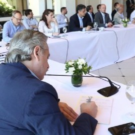 El presidente Fernández analizó acciones junto a intendentes del Área Metropolitana de Buenos Aires