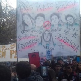 La Masacre de San Miguel del Monte tuvo su marcha de repudio en La Plata contra el "gatillo fácil"
