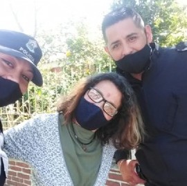 Ezeiza: una mujer se atragantó y casi muere asfixiada, pero "los policías me salvaron la vida"