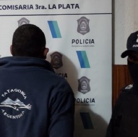 Un hombre atacó a su esposa con golpes de puño y patadas: fue detenido en Los Hornos