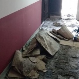 Sigue la bronca por un incendio intencional en el Palacio Municipal de Lanús