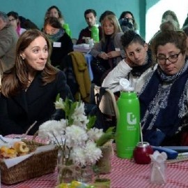 A la gobernadora se le escapó… el termo