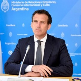 Un platense, gracias al mérito de ser pariente, logró un importante cargo diplomático