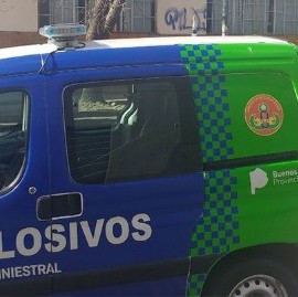 Vicente López: la detonación de una bomba hizo "volar" a dos efectivos de la Brigada de Explosivos