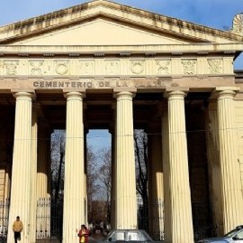 La Plata: concejal del GEN acompañó el pedido de reapertura del Cementerio municipal