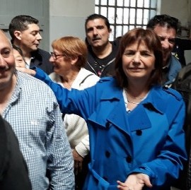 Cambiemos, con Patricia Bullrich a la cabeza, apoya al SOEME de la "Banda de las Tarjetas de Débito"