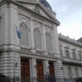Por decreto, Vidal cerró la paritaria de judiciales: 30 por ciento de adelanto a cuenta