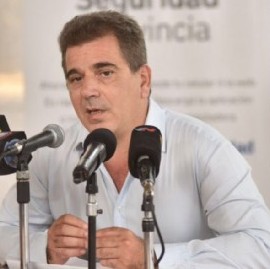 Arrecifes: Una mujer intentó apuñalar al ministro de Seguridad bonaerense, Cristian Ritondo