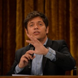 El gobernador Kicillof estira los plazos de negociación para pagar la deuda a los acreedores