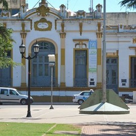 La Federación Nacional de Remiseros, le pide al intendente de Moreno que frene a UBER