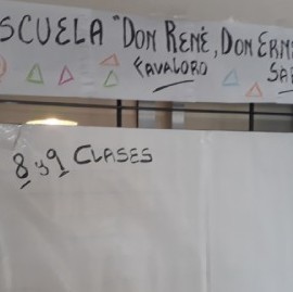En medio del paro docente, en La Plata abrieron una "escuela" para que los chicos no pierdan clases
