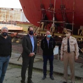 La ministra Frederic estuvo en Astillero Río Santiago y acordó tareas para las fuerzas de seguridad
