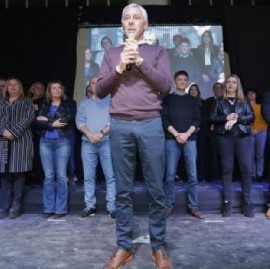 Berisso: Con marcado entusiasmo por sondeos que lo favorecen, Fabián Cagliardi presentó la Lista 8