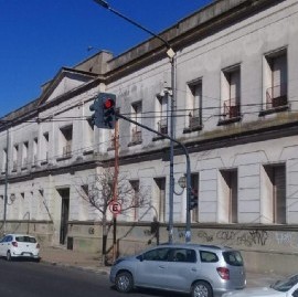 Daño incomprensible: vándalos rompieron instalaciones de la Escuela N° 8 de La Plata