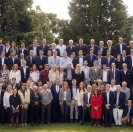 Los "Sin y los Con Tierra" de Vidal, en alerta ante la posibilidad de quedarse con las manos vacías