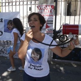 AUDIO: Conmovedor testimonio de la mamá de Renzo luego de la audiencia en el fuero penal