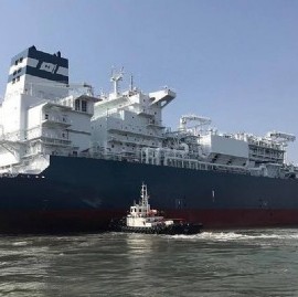 Un buque gasero varado en el Río de la Plata bloquea el paso a los puertos La Plata y Buenos Aires